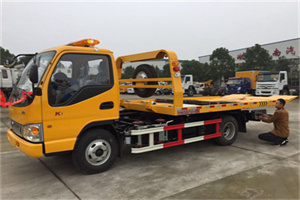 玛沁哪里有拖车服务