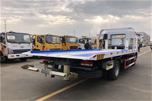 玛沁汽车救援补胎