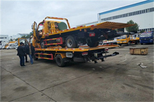 玛沁同城汽车补胎